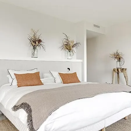 Apartment Scorpios